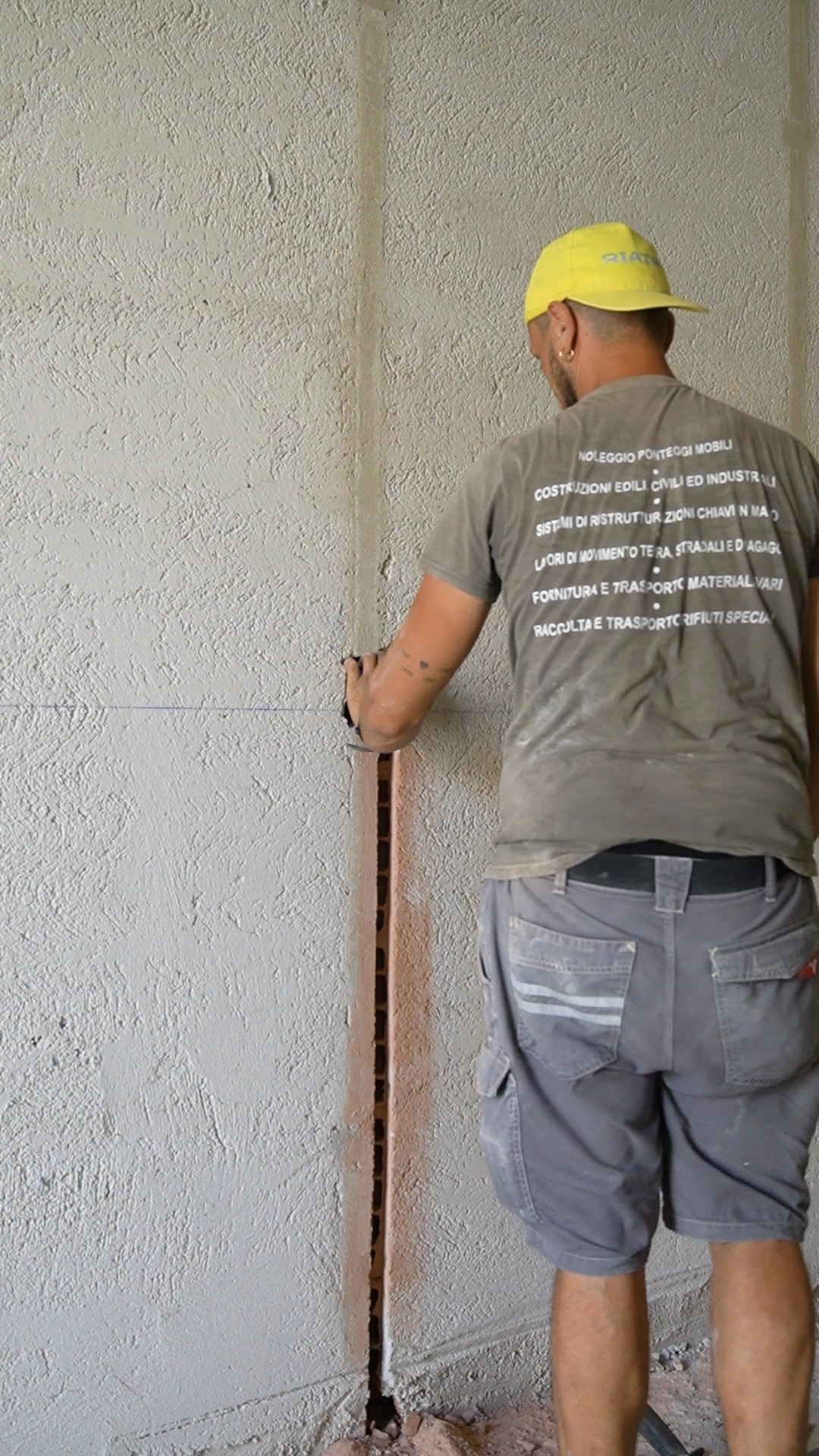 Lavori in corso 👷‍♂️👌
Ci stiamo occupando delle opere murarie a